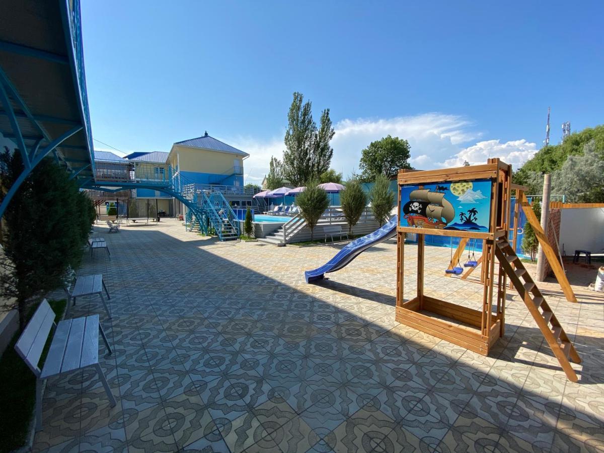 Aquamarin Hotel Zatoka Exterior foto